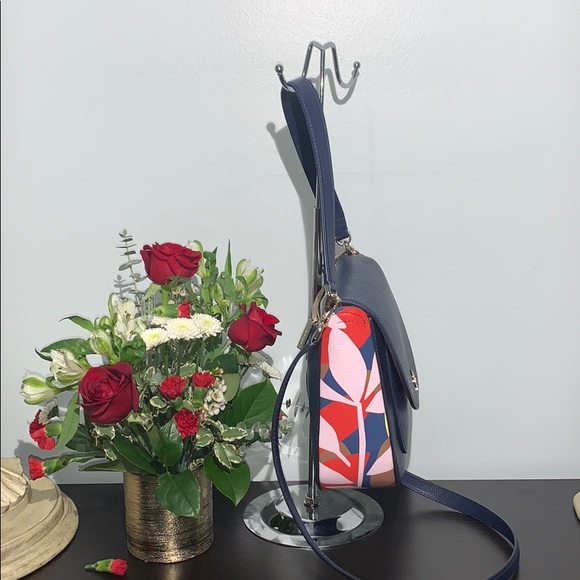 Kate Spade Crossbody Leather Purse - Picture 2 of 16